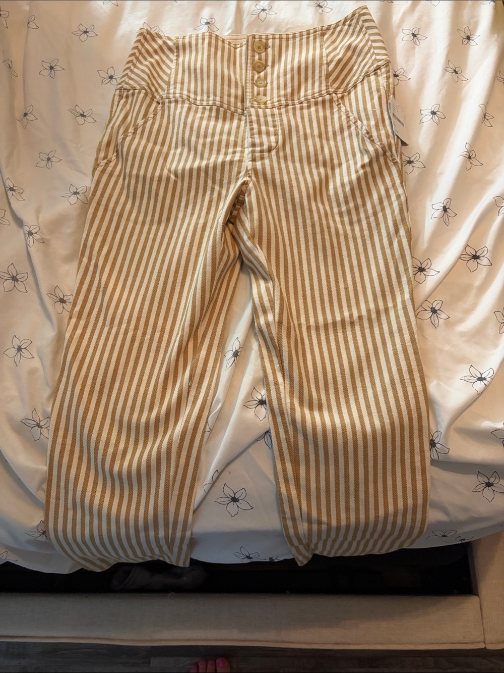 NWT Free people Striped Tan and White Men’s Casual Pants